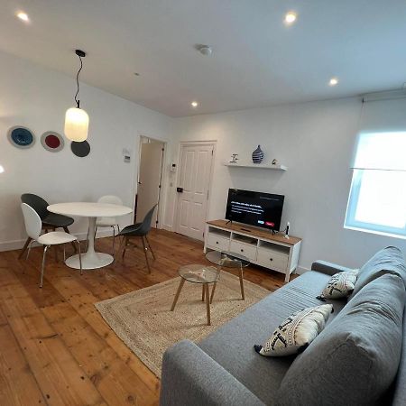 Appartement Peaceful 1Br With Shared Terrace At The Nook à Gibraltar Extérieur photo
